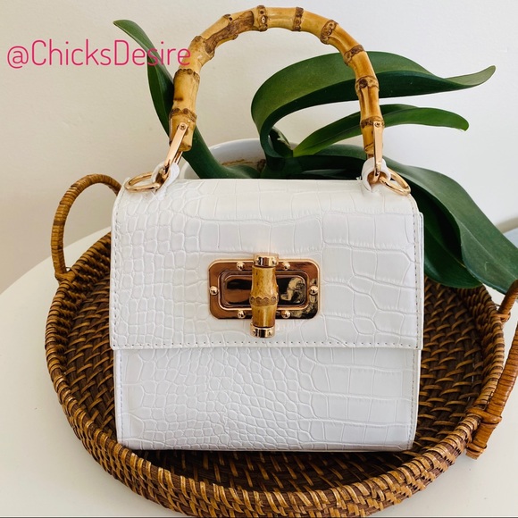 Leather Croc Pattern Crossbody Bag - Picture 2 of 8